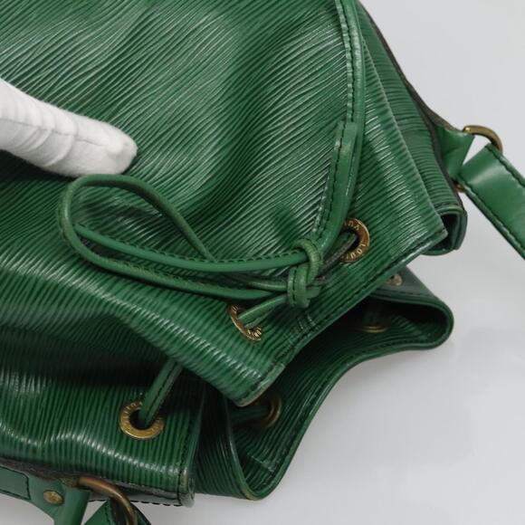 LOUIS VUITTON Epi Petit Noe Shoulder Bag Green M44104 - Picture 6 of 16